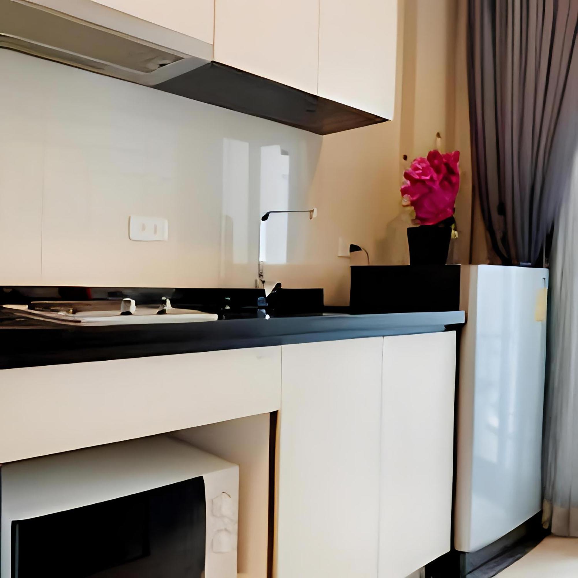 The Base Apartments At Central Pattaya Buitenkant foto