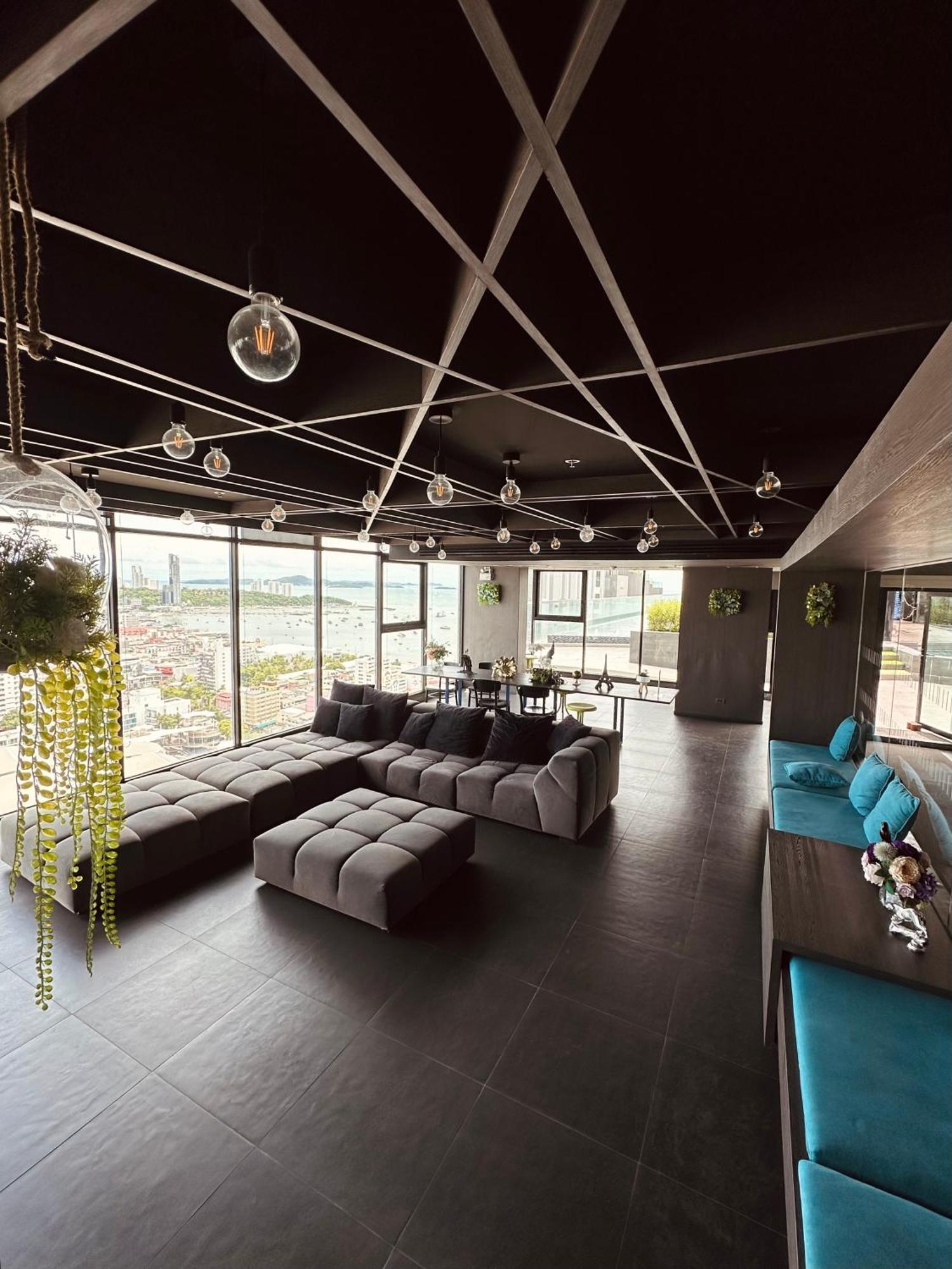 The Base Apartments At Central Pattaya Buitenkant foto